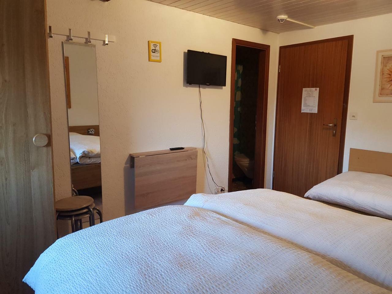 Garni-Hotel Muehletal ชไตน์ อัม ไรน์ ภายนอก รูปภาพ